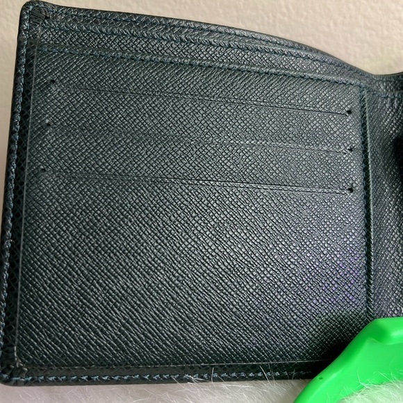 Louis Vuitton Mens Wallet - Picture 9 of 17